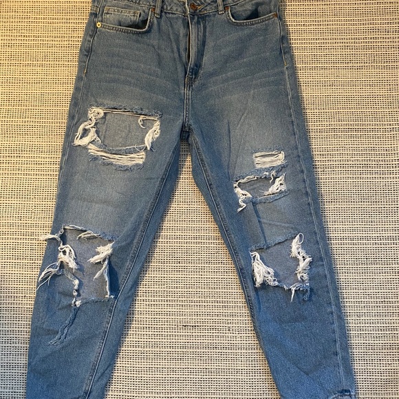 Ripped Blue Jeans - Picture 3 of 5
